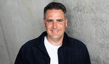 alex howard mental health expert author