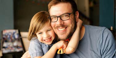 Divrced dad with his daughter.