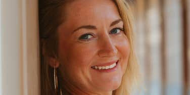 Woman will stay married.