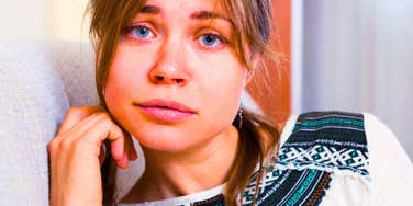 If You Notice Any Of These Items In Someone's Home, Their Financial Life Is Likely Collapsing