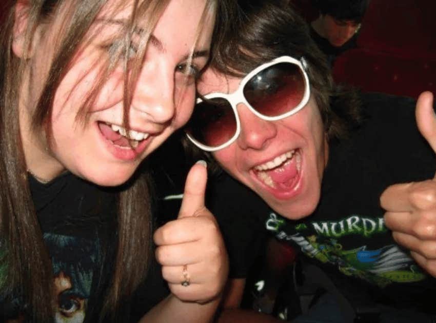 maria cassano posing with her best friend