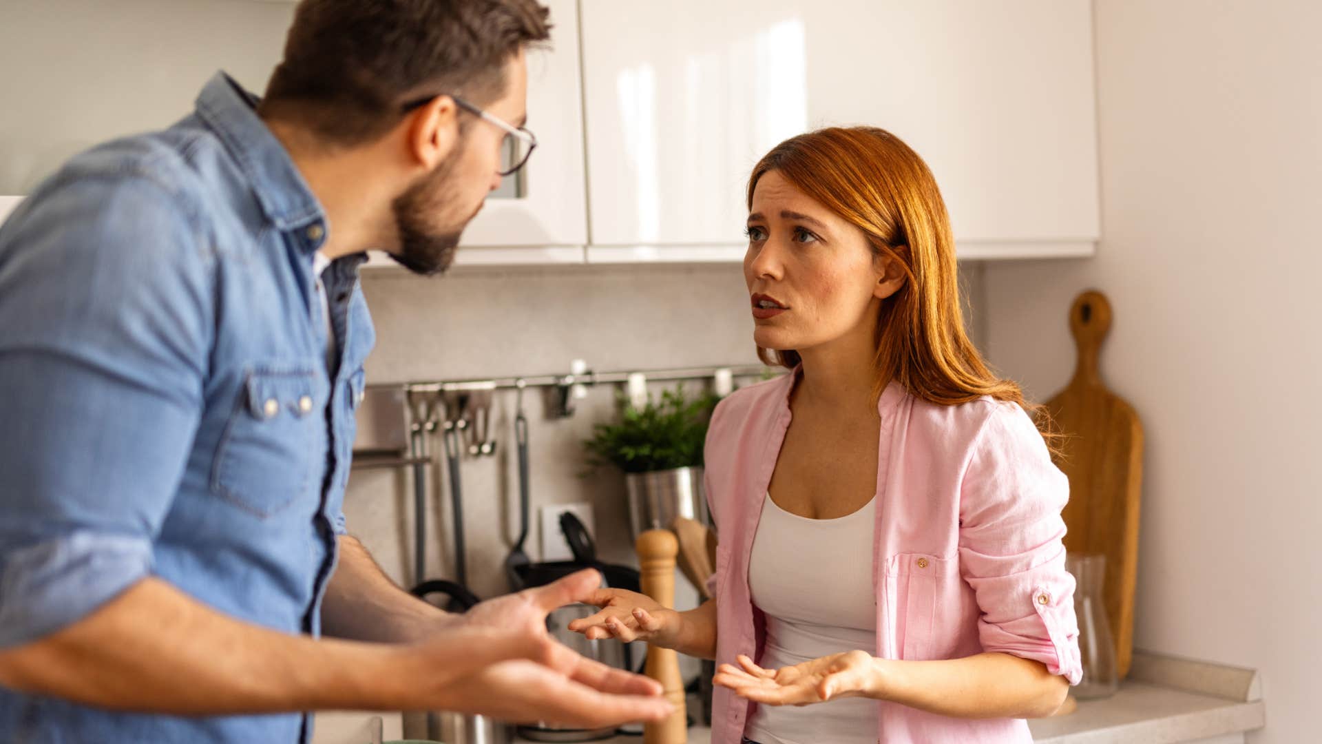 woman getting defensive as man compliments her