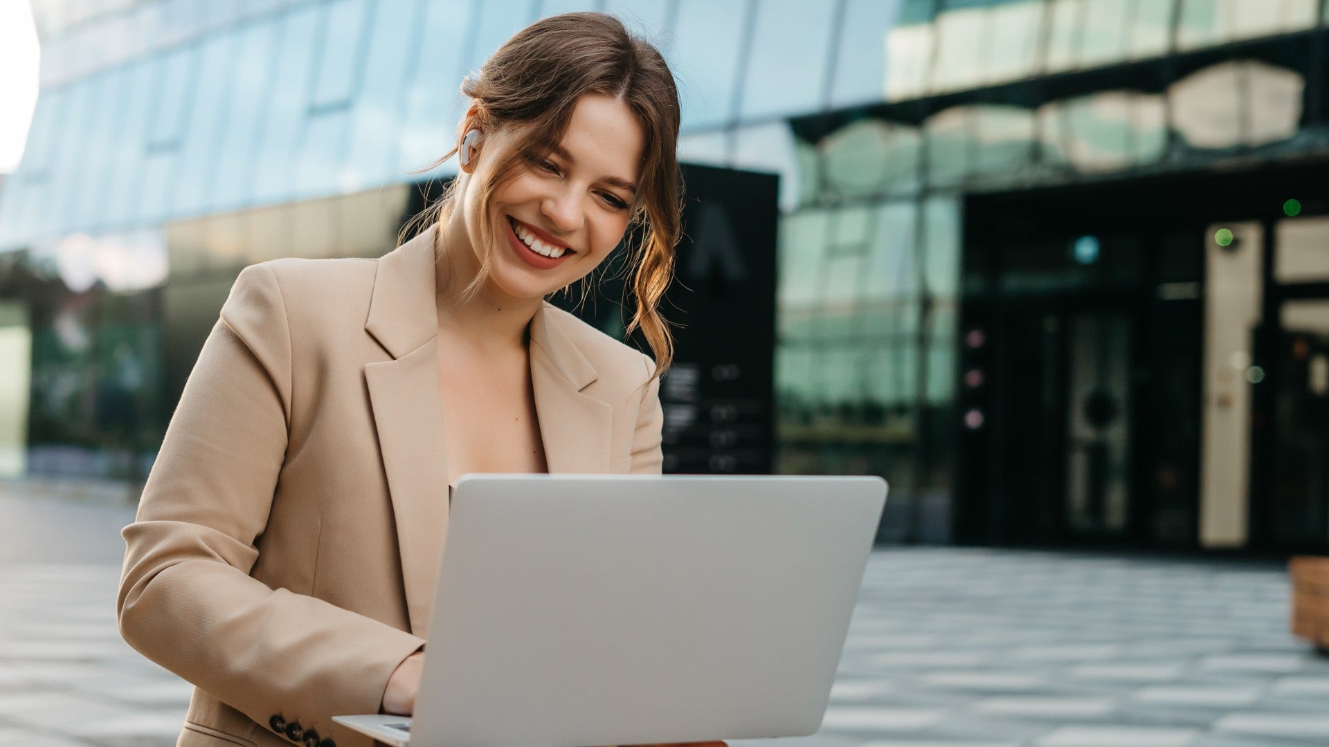 woman who gets to work a lot because she doesn't have to ask permission